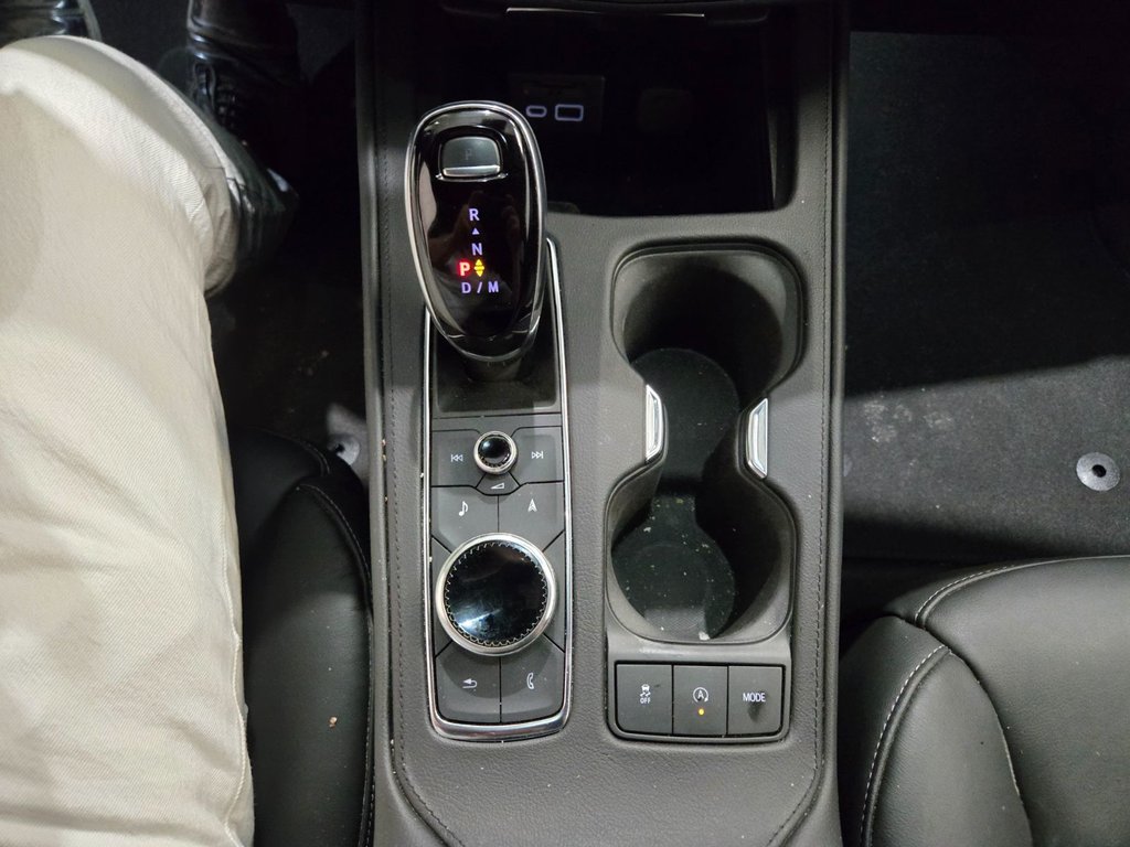 2023 Cadillac XT4 AWD Premium Luxury Cuir Sièges Chauffants in Terrebonne, Quebec - 17 - w1024h768px