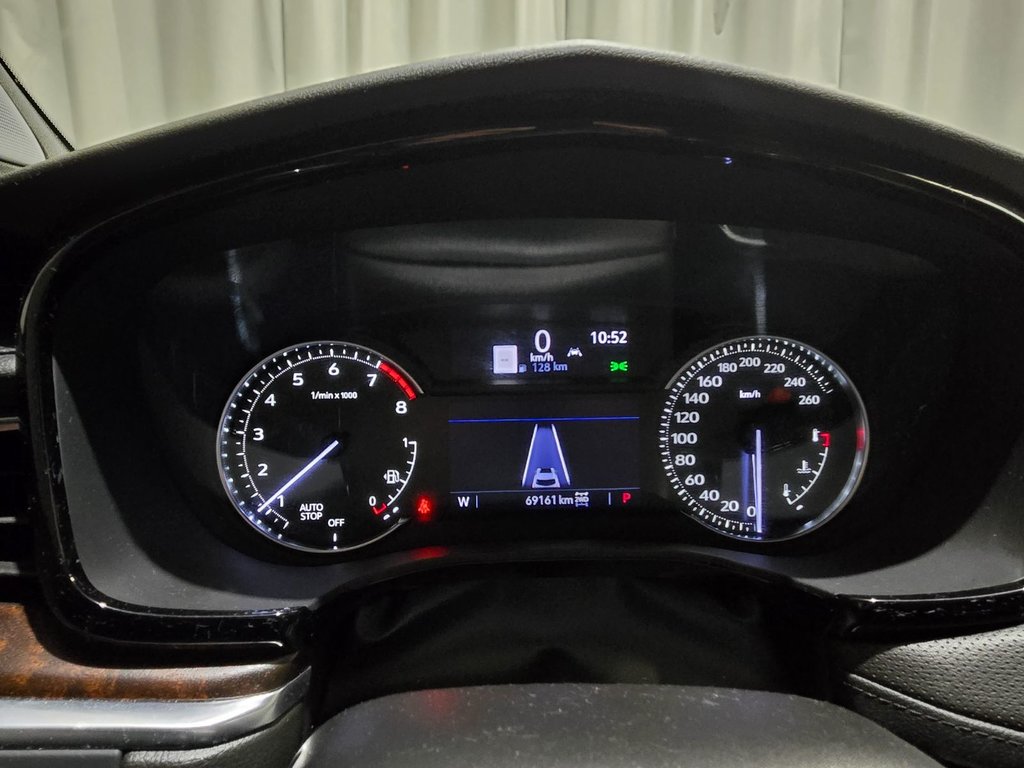 2023 Cadillac XT5 Sport AWD Toit Ouvrant Cuir in Terrebonne, Quebec - 12 - w1024h768px