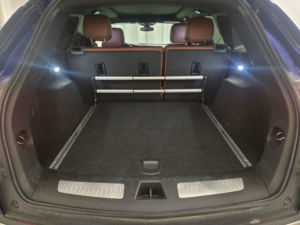 2023 Cadillac XT5 Sport AWD Toit Ouvrant Cuir in Terrebonne, Quebec - 21 - w1024h768px