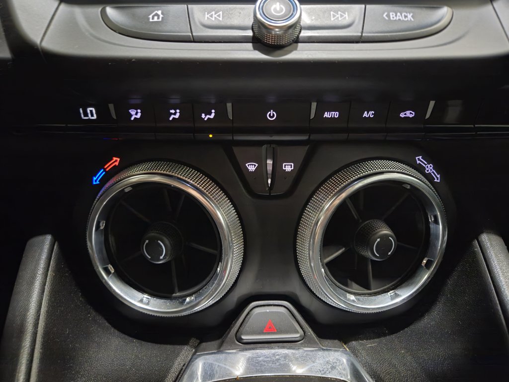 Chevrolet Camaro 2LT RS Bluetooth Systeme sonore BOSE 2018 à Terrebonne, Québec - 16 - w1024h768px