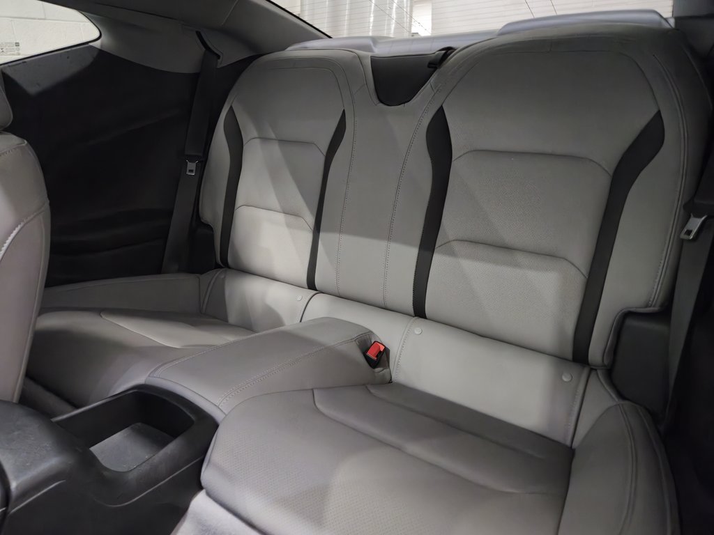 2022 Chevrolet Camaro 2LT Caméra De Recul Bluetooth in Terrebonne, Quebec - 20 - w1024h768px