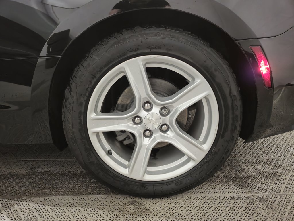 2022 Chevrolet Camaro 2LT Caméra De Recul Bluetooth in Terrebonne, Quebec - 23 - w1024h768px