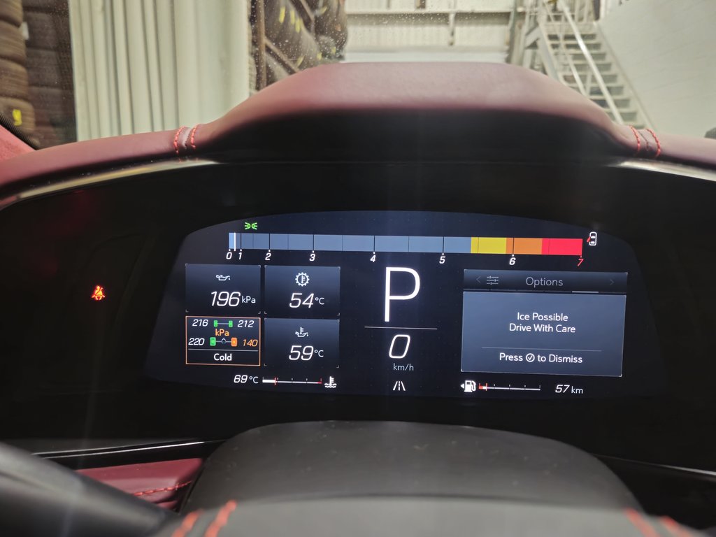 2021 Chevrolet Corvette 3LT Z51 Navigation in Terrebonne, Quebec - 14 - w1024h768px