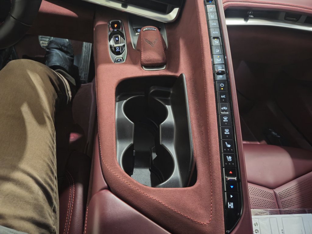 2021 Chevrolet Corvette 3LT Z51 Navigation in Terrebonne, Quebec - 17 - w1024h768px