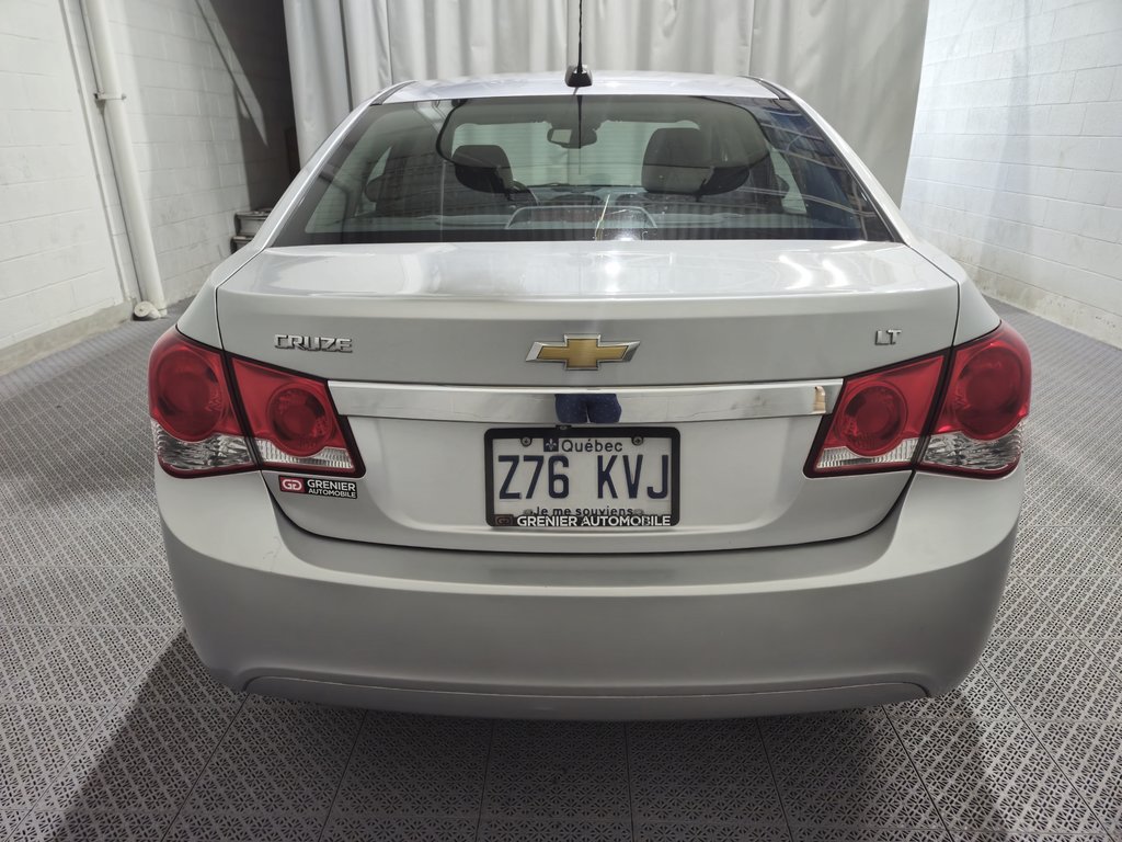 2015 Chevrolet Cruze 2LT Toit Ouvrant Cuir Mags in Terrebonne, Quebec - 6 - w1024h768px