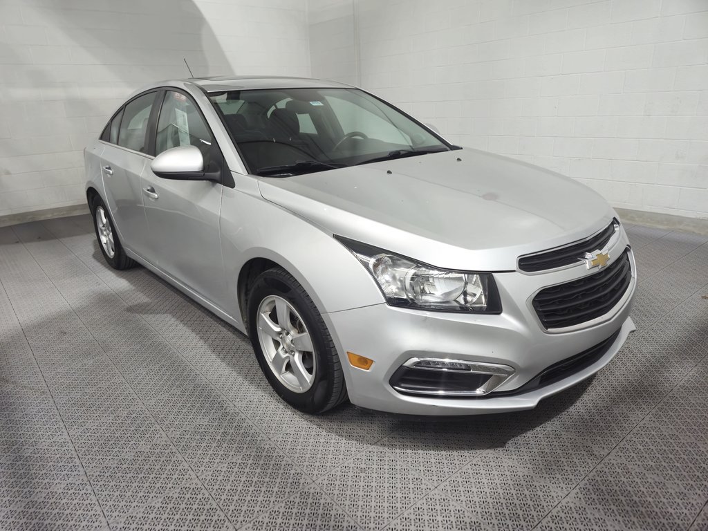 2015 Chevrolet Cruze 2LT Toit Ouvrant Cuir Mags in Terrebonne, Quebec - 1 - w1024h768px