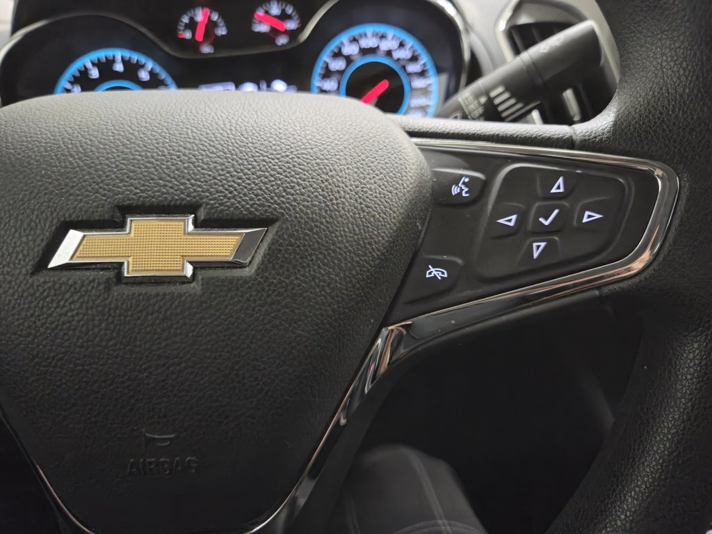 Chevrolet Cruze LT Bas Kilométrage 2018 à Terrebonne, Québec - 12 - w1024h768px