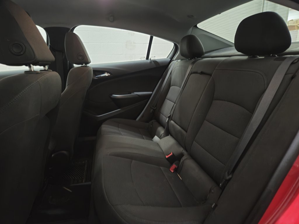 2019 Chevrolet Cruze LT Sièges Chauffants Caméra RecuLT Sièges Chauf in Terrebonne, Quebec - 22 - w1024h768px