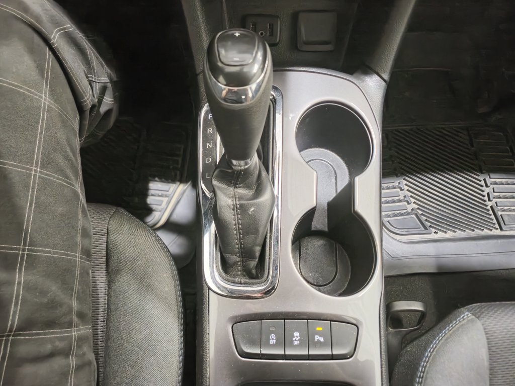 2019 Chevrolet Cruze LT Sièges Chauffants Caméra RecuLT Sièges Chauf in Terrebonne, Quebec - 19 - w1024h768px