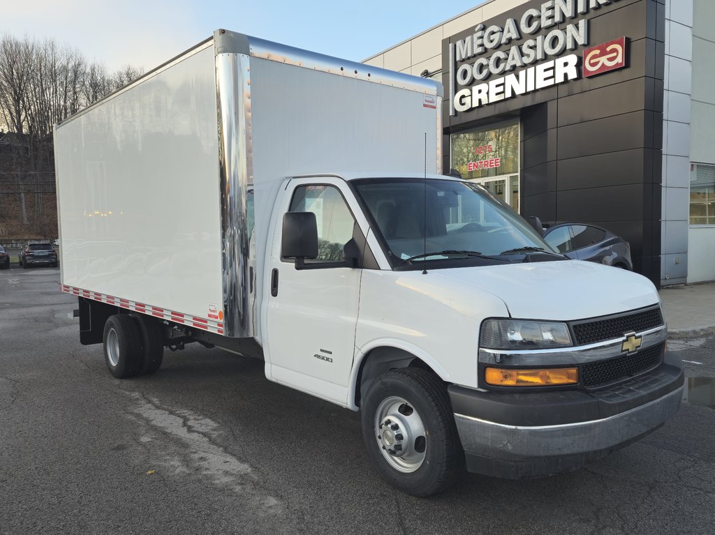 2023 Chevrolet Express Commercial Cutaway Boite 16 Pieds V8 6.6L Caméra De Recul in Terrebonne, Quebec - 1 - w1024h768px