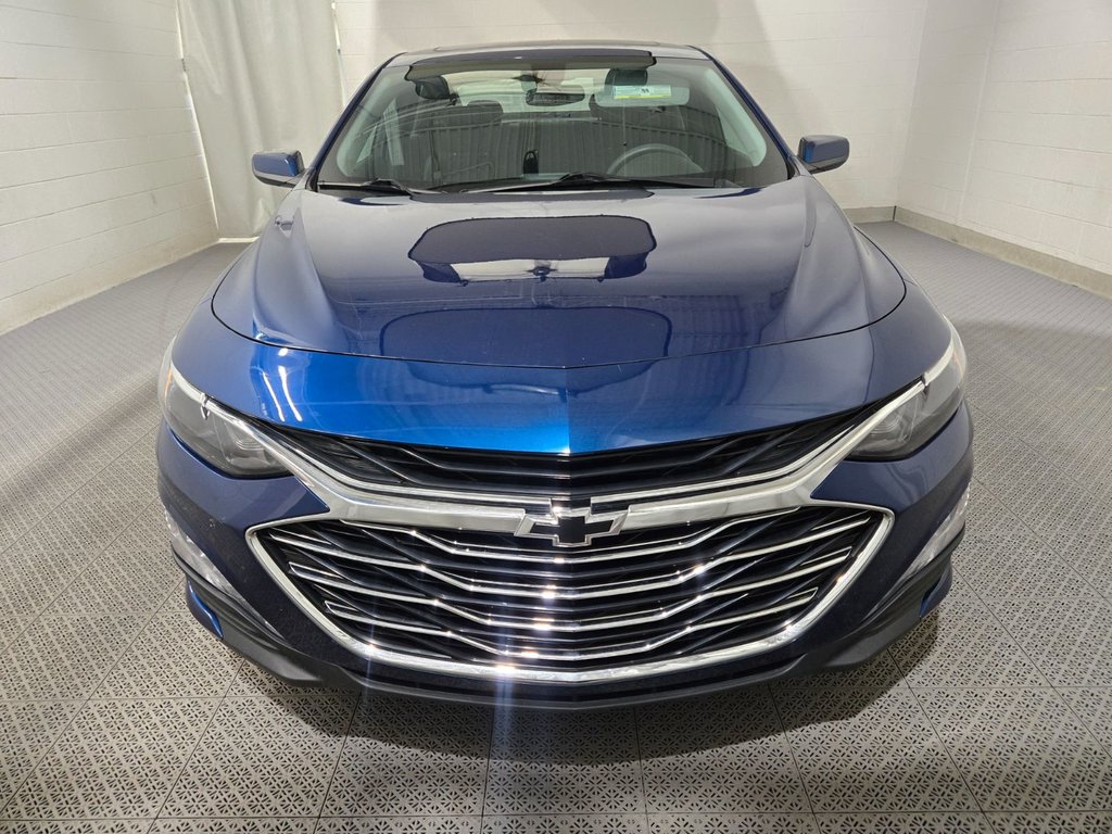 2019 Chevrolet Malibu LT Toit Panoramique Bas Kilométrage in Terrebonne, Quebec - 2 - w1024h768px