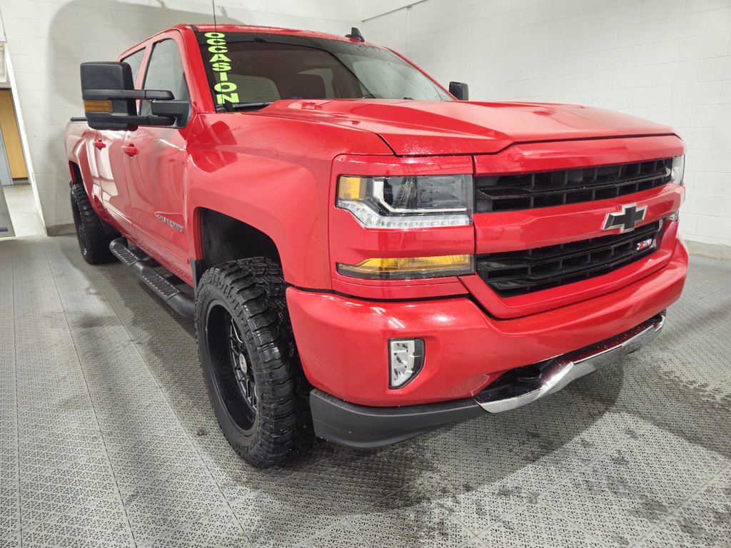 2018 Chevrolet Silverado 1500 LT Crew Cab Z71 V8 Lift Kit Gros Mag **Look WOW ** in Terrebonne, Quebec - 1 - w1024h768px