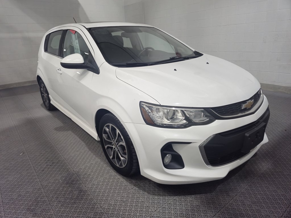 Chevrolet Sonic LT RS Turbo Hatchback Toit Ouvrant 2017 à Terrebonne, Québec - 1 - w1024h768px