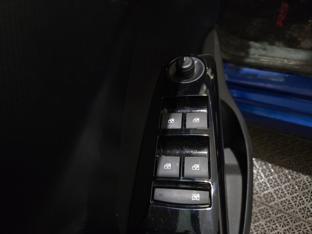 Chevrolet Sonic LT RS Démarreur à distance Caméra de recul 2018 à Terrebonne, Québec - 8 - w1024h768px
