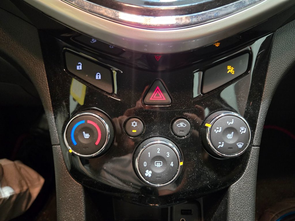 Chevrolet Sonic LT RS Démarreur à distance Caméra de recul 2018 à Terrebonne, Québec - 15 - w1024h768px
