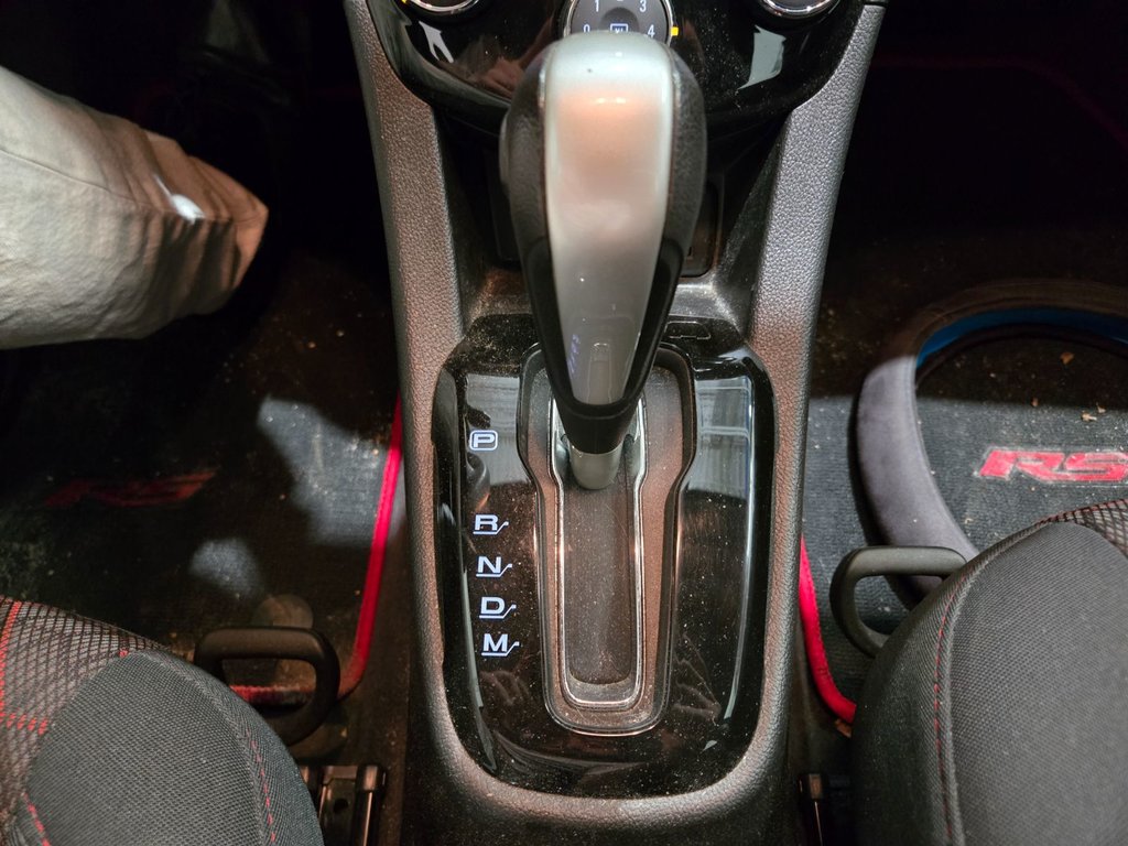Chevrolet Sonic LT RS Démarreur à distance Caméra de recul 2018 à Terrebonne, Québec - 17 - w1024h768px
