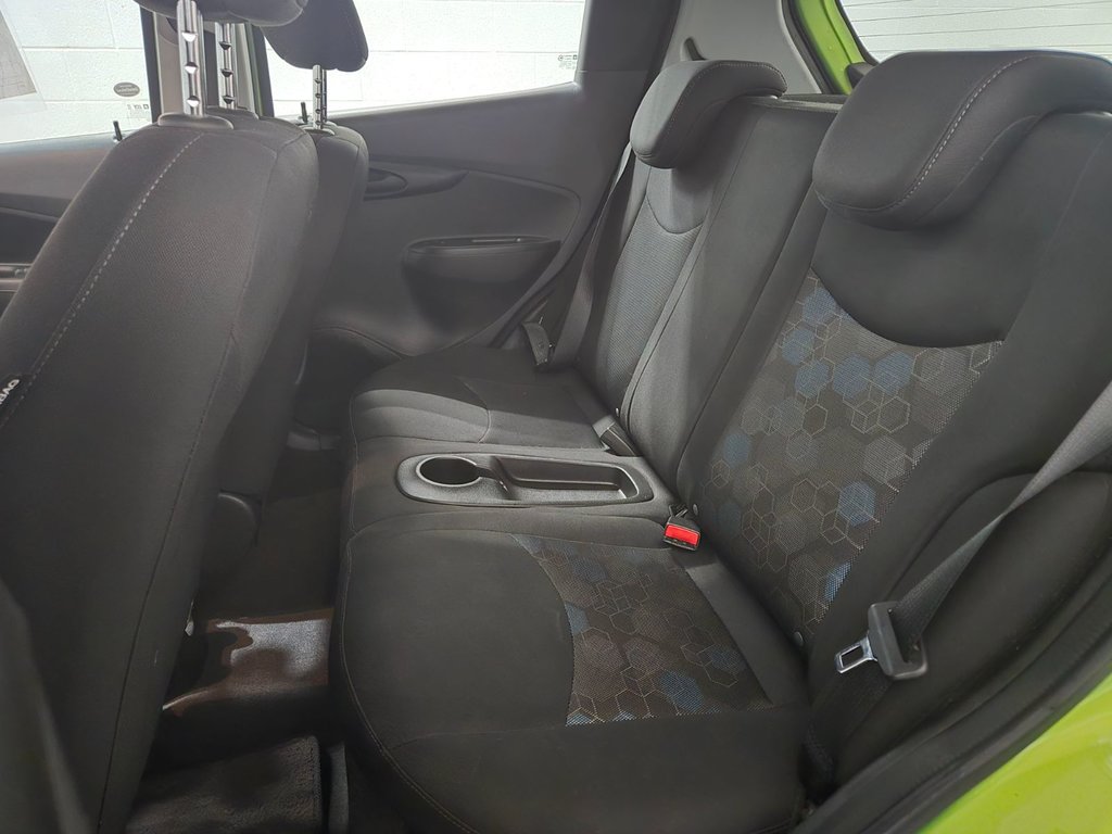 2016 Chevrolet Spark LT Caméra De Recul Bas Kilométrage in Terrebonne, Quebec - 20 - w1024h768px