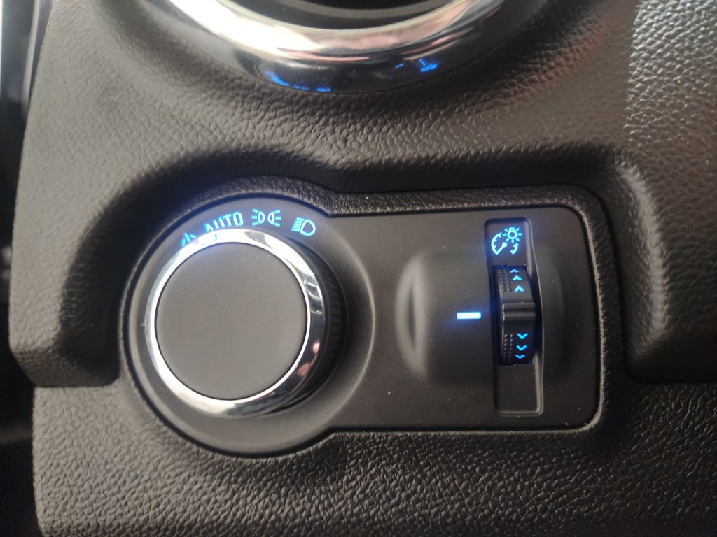Chevrolet Trax LT AWD Mags Bluetooth 2014 à Terrebonne, Québec - 12 - w1024h768px