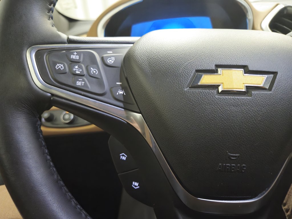 2017 Chevrolet Volt Premier Cuir Navigation in Terrebonne, Quebec - 10 - w1024h768px