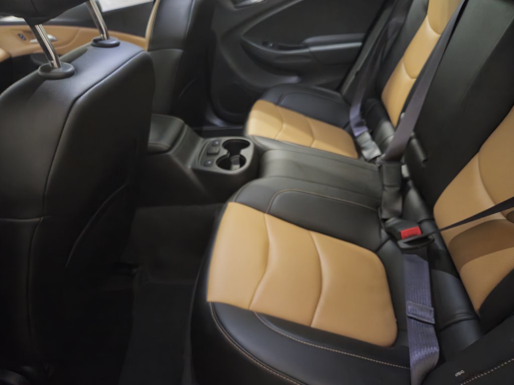 2017 Chevrolet Volt Premier Cuir Navigation in Terrebonne, Quebec - 20 - w1024h768px