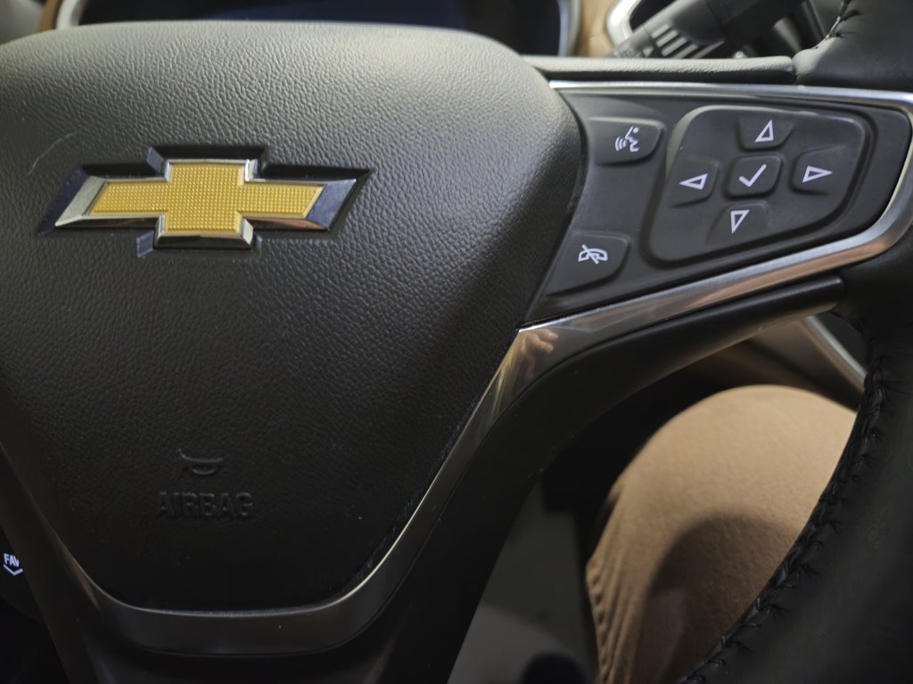 2017 Chevrolet Volt Premier Cuir Navigation in Terrebonne, Quebec - 12 - w1024h768px