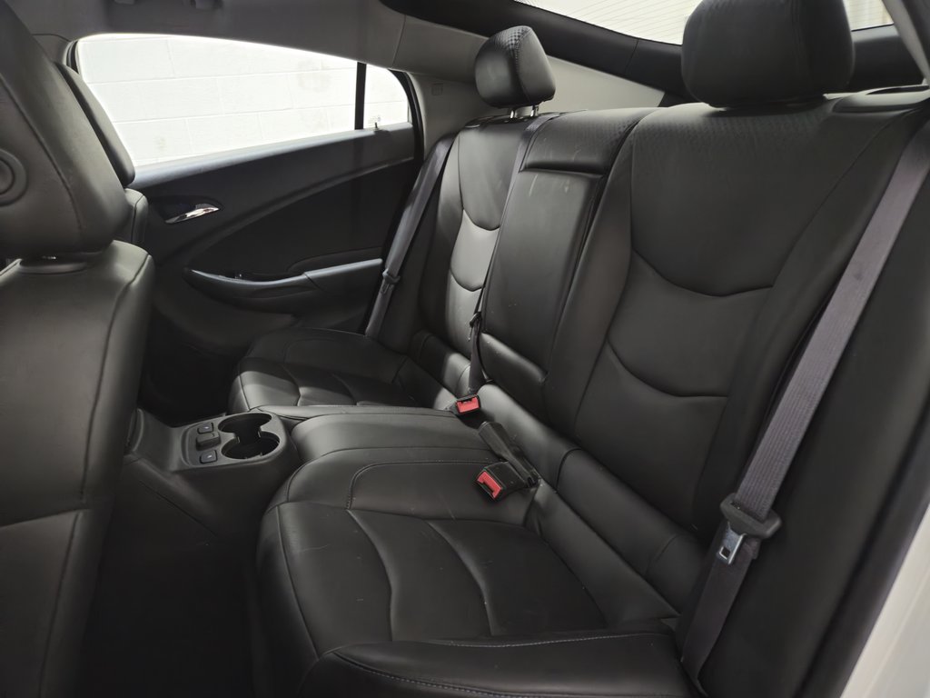 Chevrolet Volt Premier Bose Cuir Bas Kilométrage 2017 à Terrebonne, Québec - 20 - w1024h768px