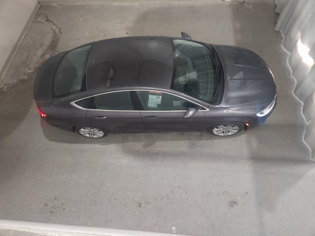 2015 Chrysler 200 LIMITED V6 SIÈGES.CHAUFF CAM.RECUL in Terrebonne, Quebec - 23 - w1024h768px