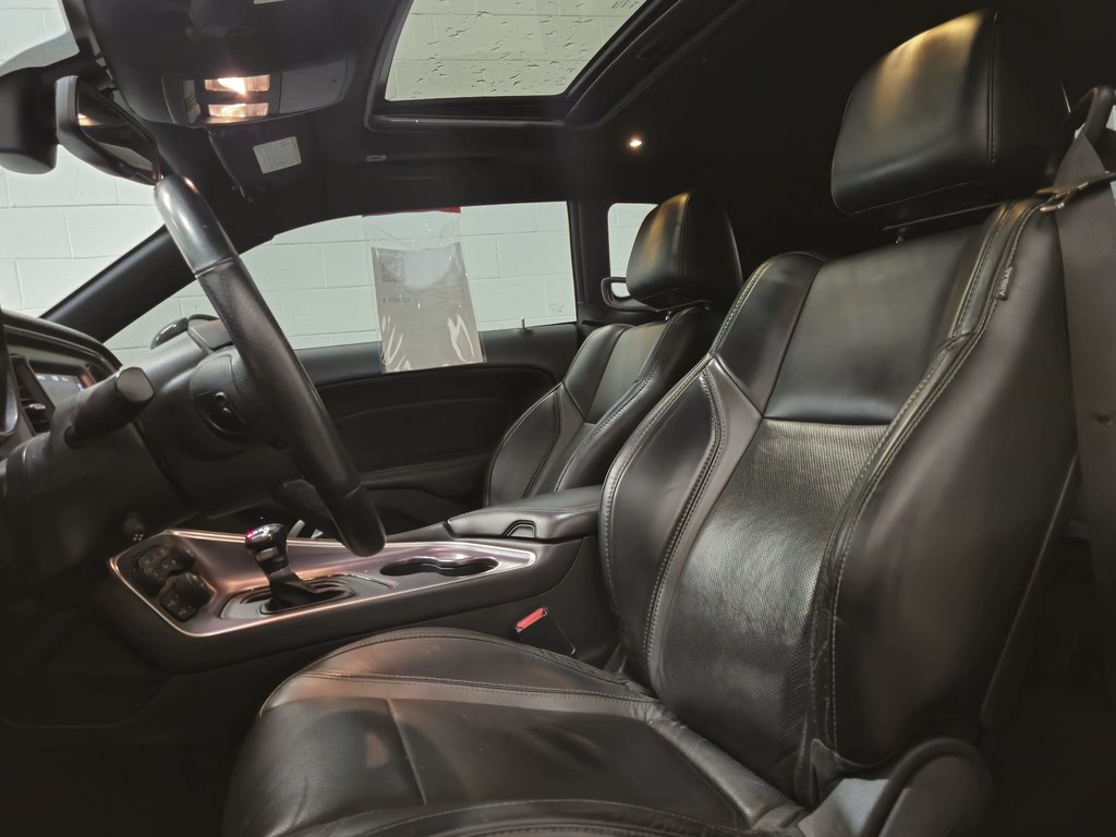 Dodge Challenger SXT Plus V6 Toit Ouvrant Cuir 2018 à Terrebonne, Québec - 19 - w1024h768px