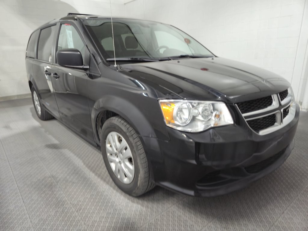 Dodge Grand Caravan SXT Bluetooth Goupe électriqur 2018 à Terrebonne, Québec - 1 - w1024h768px