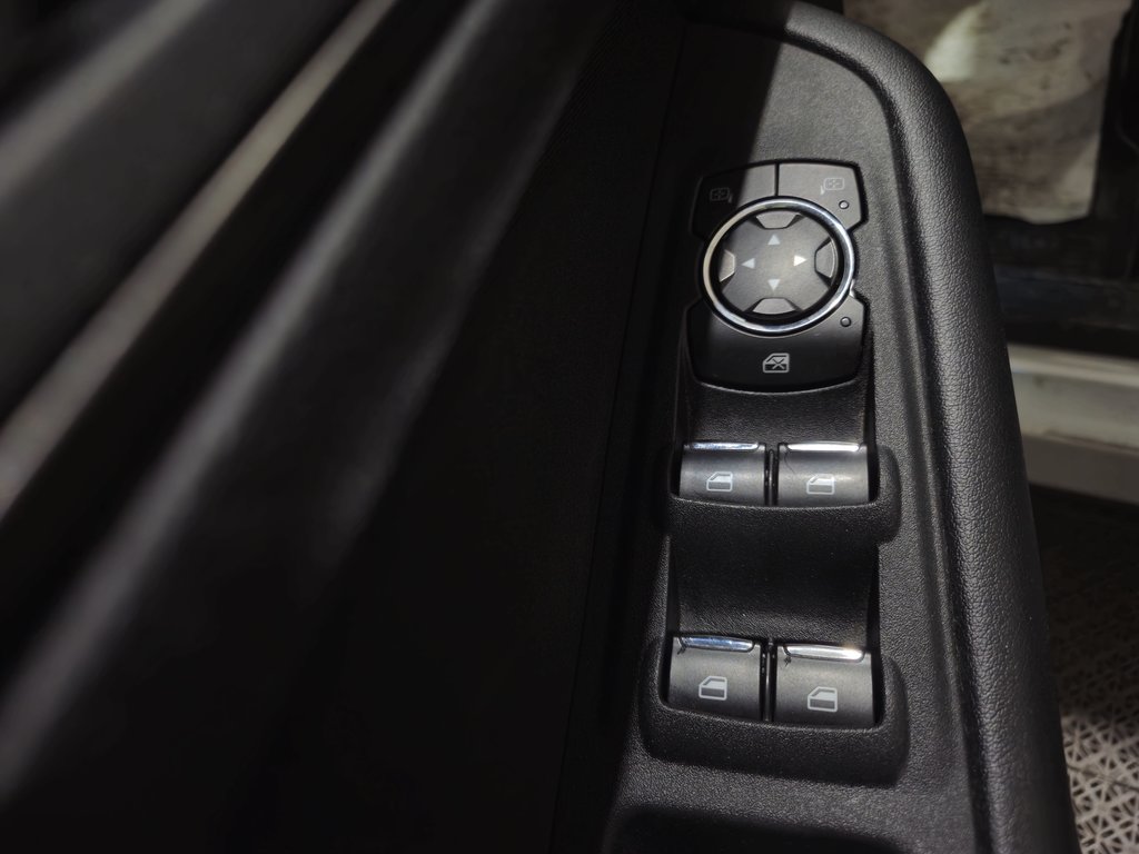 2018 Ford Edge SE AWD Bas Kilométrage in Terrebonne, Quebec - 8 - w1024h768px