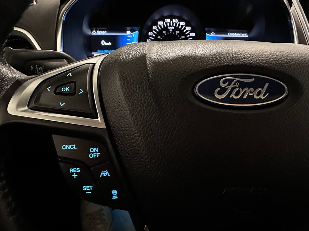Ford Edge Titanium AWD Toit Panoramique Cuir Caméra De Recul 2021 à Terrebonne, Québec - 19 - w1024h768px
