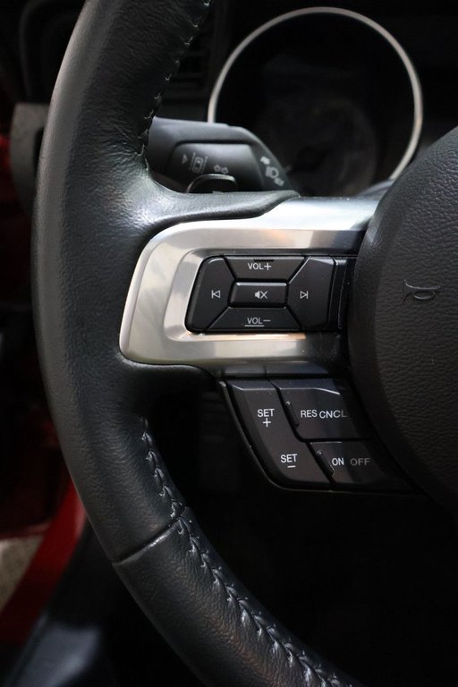 Ford Mustang EcoBoost Convertible Bluetooth 2021 à Terrebonne, Québec - 12 - w1024h768px