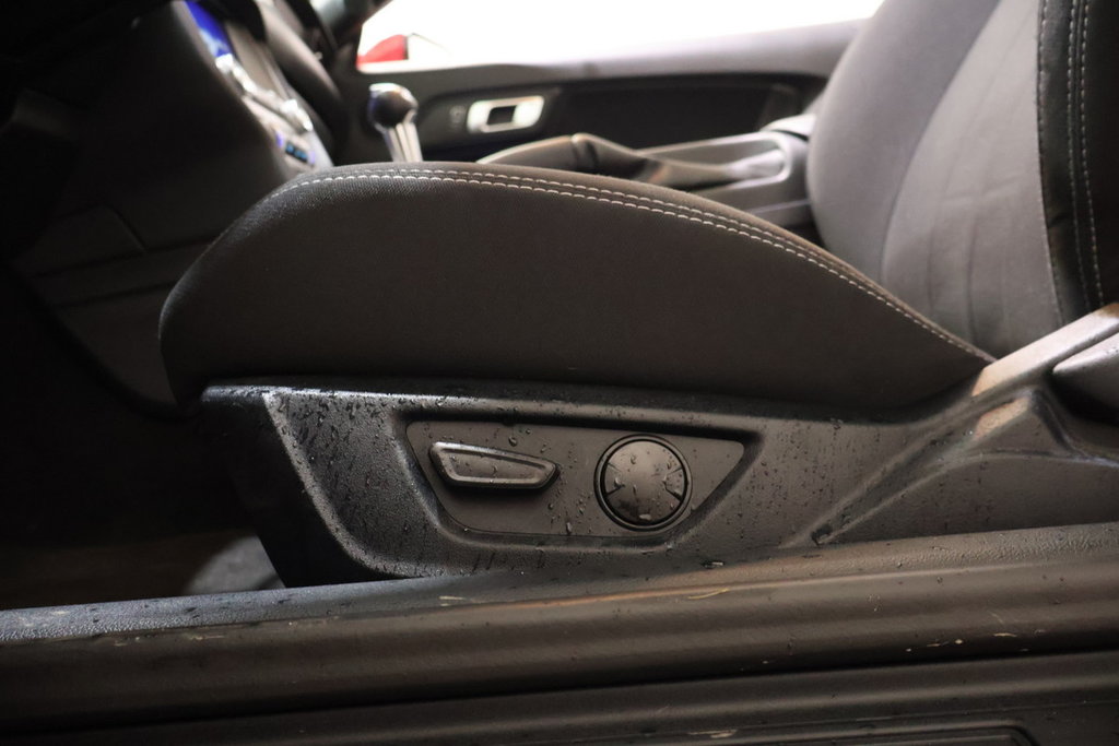 Ford Mustang EcoBoost Convertible Bluetooth 2021 à Terrebonne, Québec - 9 - w1024h768px