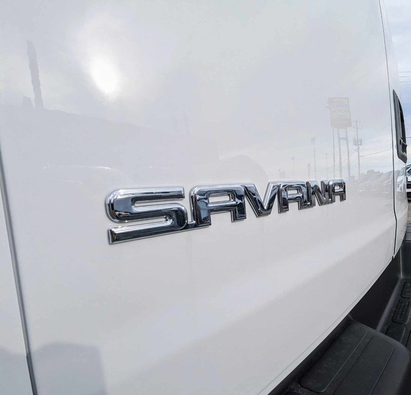 GMC Savana Cargo Van  2024 à Terrebonne, Québec - 19 - w1024h768px