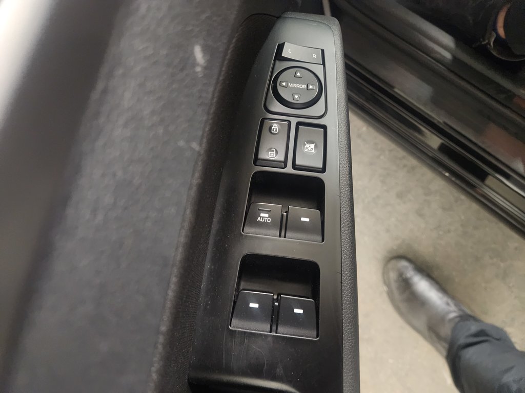 2020 Hyundai Elantra Preferred Caméra De Recul in Terrebonne, Quebec - 10 - w1024h768px