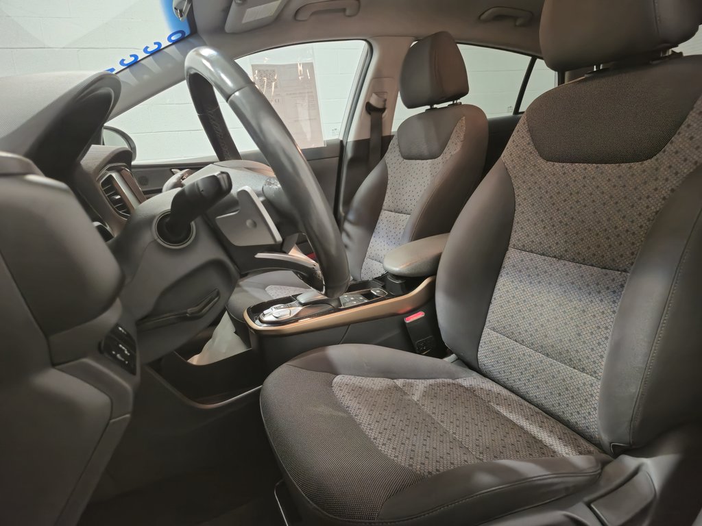 2019 Hyundai Ioniq Electric Preferred Navigation in Terrebonne, Quebec - 20 - w1024h768px