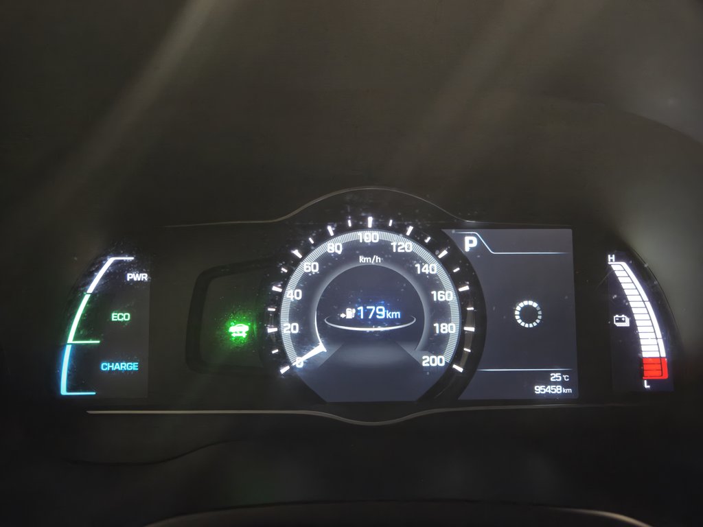 Hyundai Ioniq Electric Preferred Navigation 2019 à Terrebonne, Québec - 13 - w1024h768px