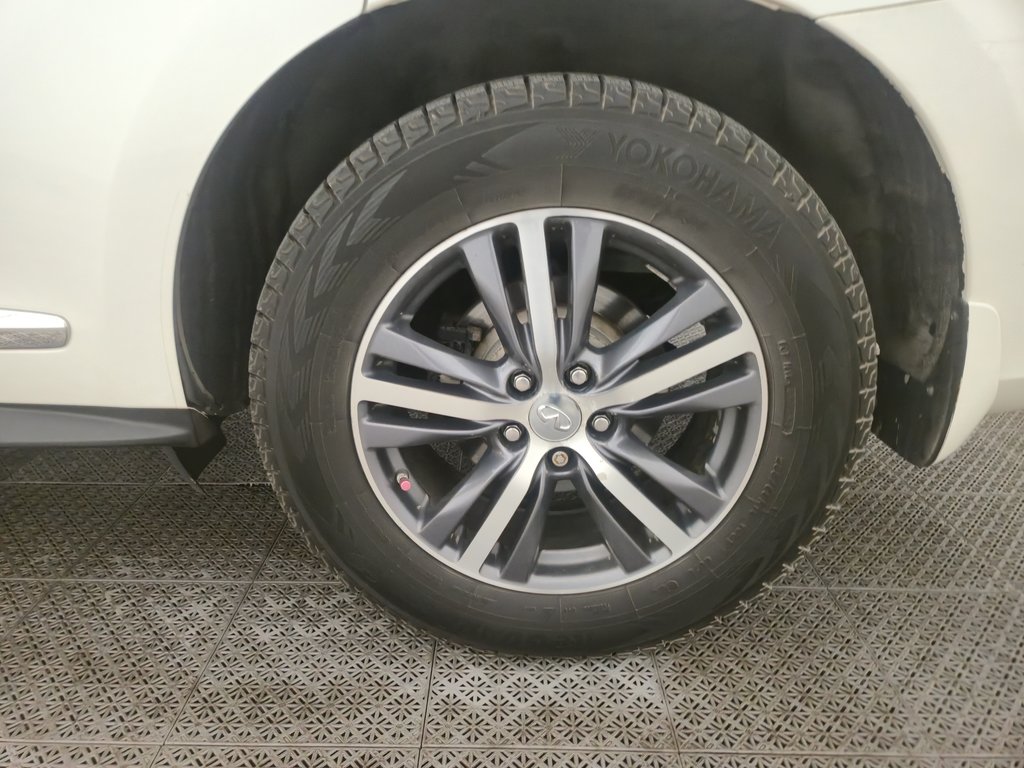2018 Infiniti QX60 AWD Cuir Toit Ouvrant Bas Kilo in Terrebonne, Quebec - 27 - w1024h768px