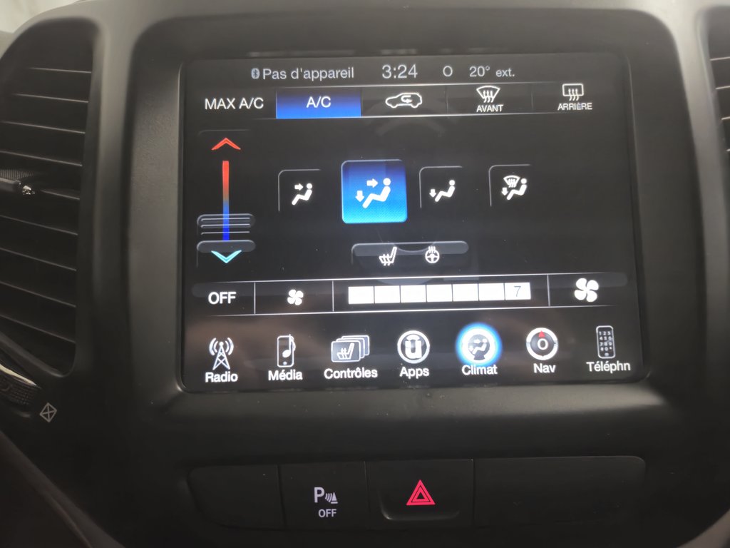 Jeep Cherokee North Special Edition Navigation V6 2018 à Terrebonne, Québec - 15 - w1024h768px