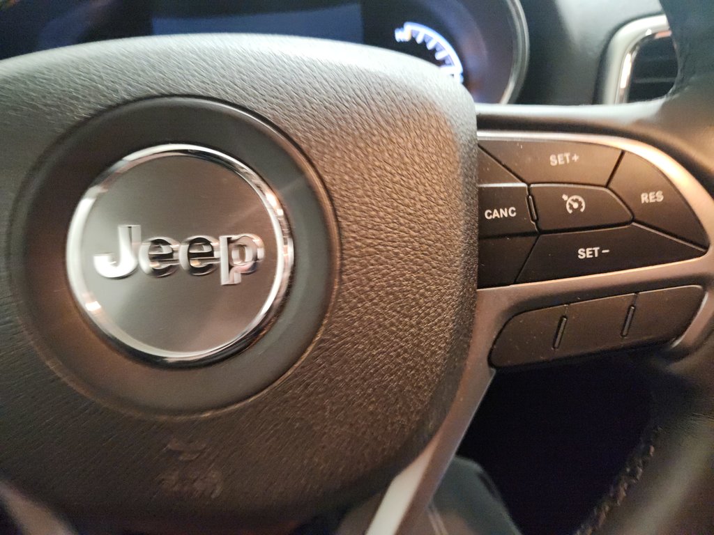 Jeep Grand Cherokee Laredo 4X4 Sièges Chauffants Caméra Recul 2018 à Terrebonne, Québec - 12 - w1024h768px
