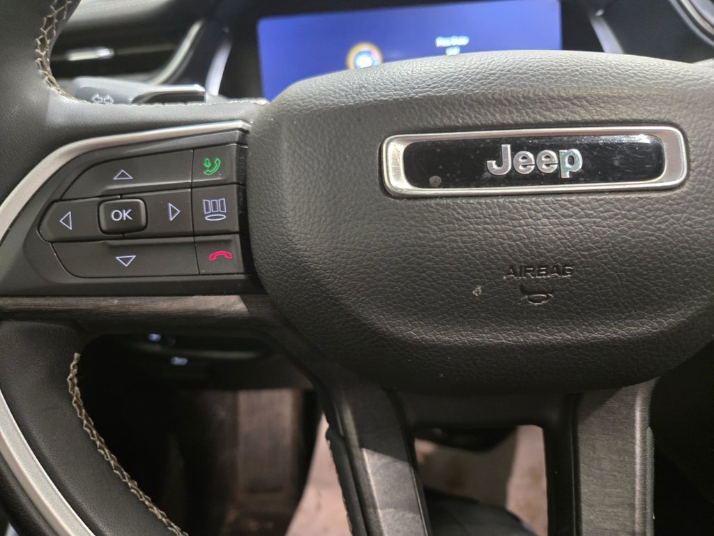 2023 Jeep Grand Cherokee Limited 4X4 Cuir Toit Ouvrant Navigation in Terrebonne, Quebec - 10 - w1024h768px