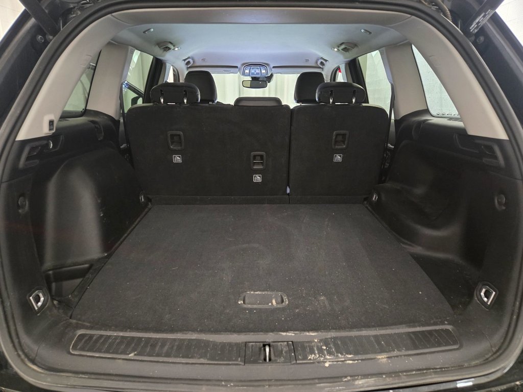 2023 Jeep Grand Cherokee Limited 4X4 Cuir Toit Ouvrant Navigation in Terrebonne, Quebec - 22 - w1024h768px