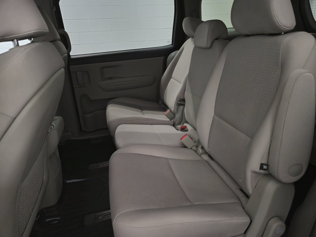 2018 Kia Sedona LX Caméra De Recul in Terrebonne, Quebec - 22 - w1024h768px