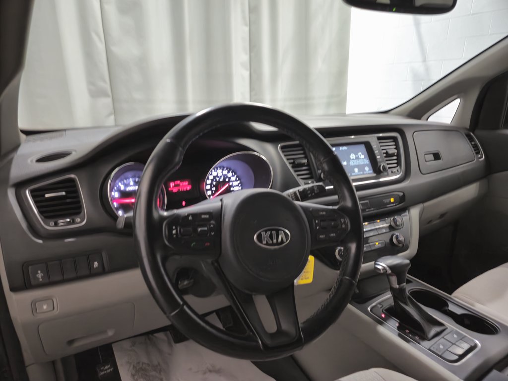 2018 Kia Sedona LX Caméra De Recul in Terrebonne, Quebec - 19 - w1024h768px