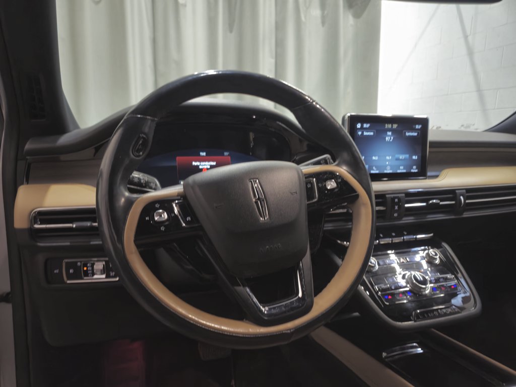 2021 Lincoln CORSAIR Reserve Utility AWD Cuir Siège Chauffant in Terrebonne, Quebec - 18 - w1024h768px