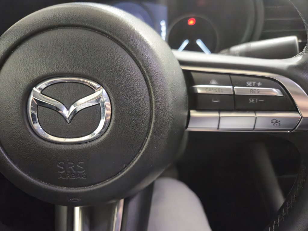 2019 Mazda Mazda3 GT AWD Cuir Toit Bose Navigation in Terrebonne, Quebec - 12 - w1024h768px