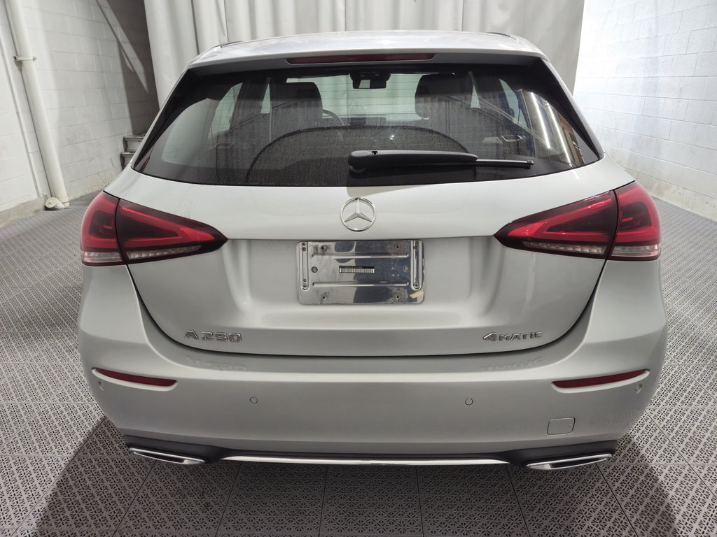 Mercedes-Benz A-Class A 250 4MATIC Premium & Driver Assist Package 2019 à Terrebonne, Québec - 6 - w1024h768px