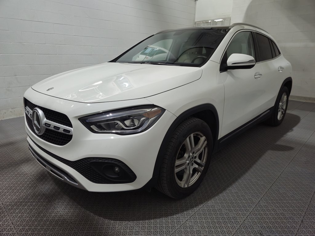 2022 Mercedes-Benz GLA GLA 250 4MATIC Toit Ouvrant Cuir in Terrebonne, Quebec - 3 - w1024h768px