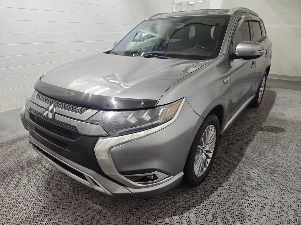 Mitsubishi OUTLANDER PHEV SEL AWD Cuir Toit Ouvrant 2020 à Terrebonne, Québec - 3 - w1024h768px