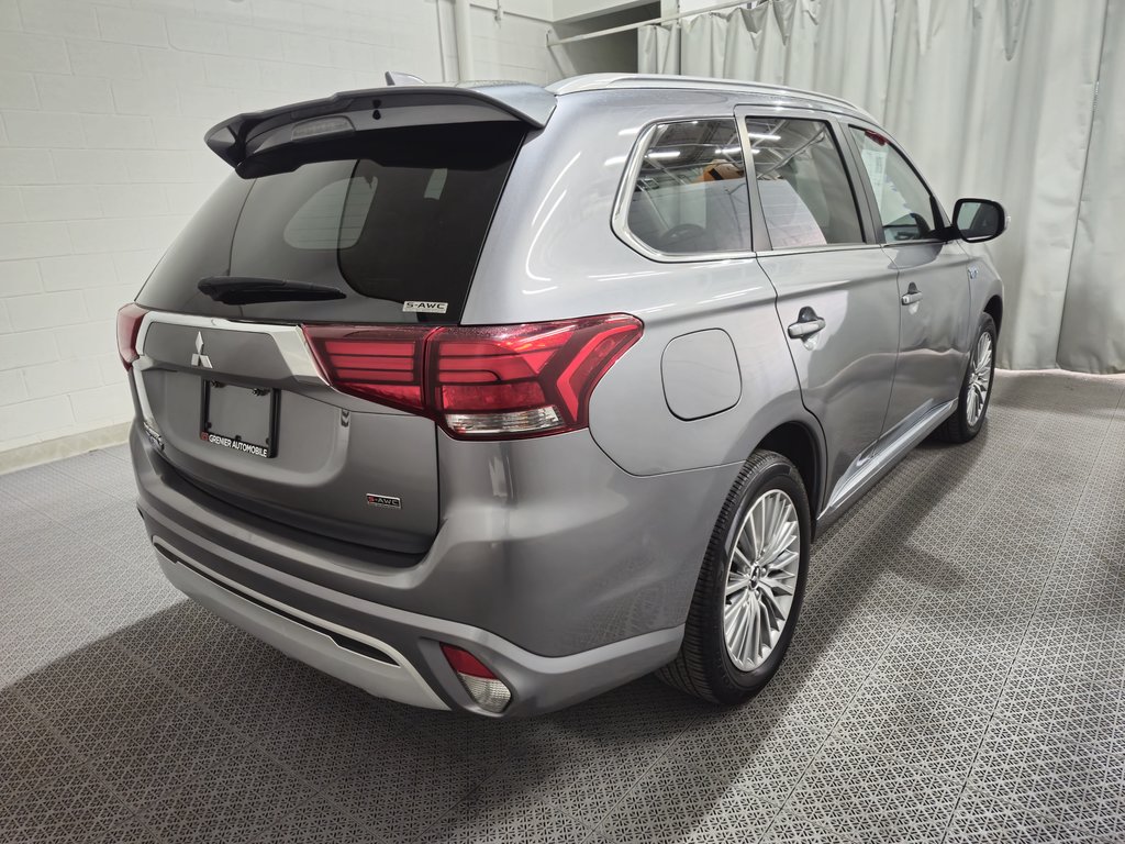 2022 Mitsubishi OUTLANDER PHEV LE Cuir Toit Ouvrant AWD in Terrebonne, Quebec - 8 - w1024h768px